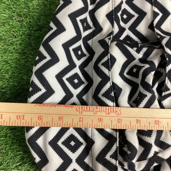 Kavu Rope Sling Bag Backpack Tribal Black White Print main image 7